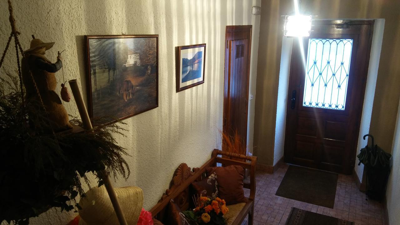 Hostal Ekaitza Lesaka Exterior foto